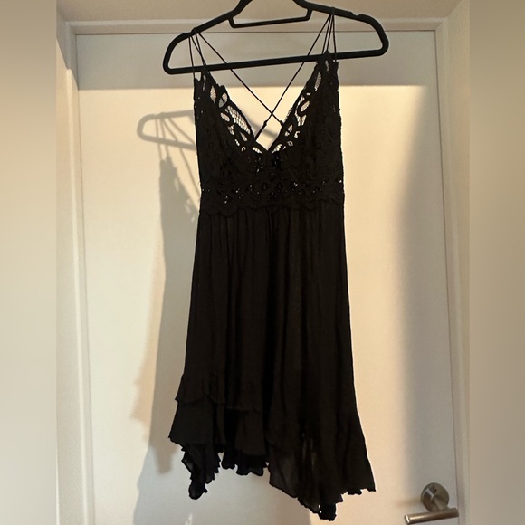 Free People Black Asymmetrical Lace Dress - Picture 1 of 4